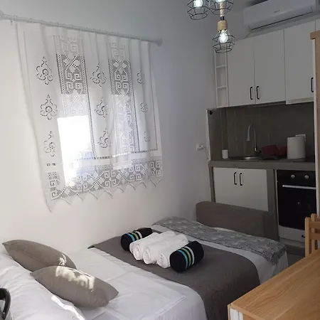 Holiday home Annousio 's House Dhriopis