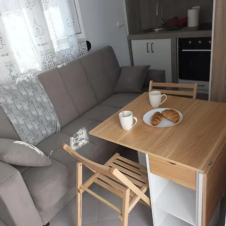 Annousio 's House