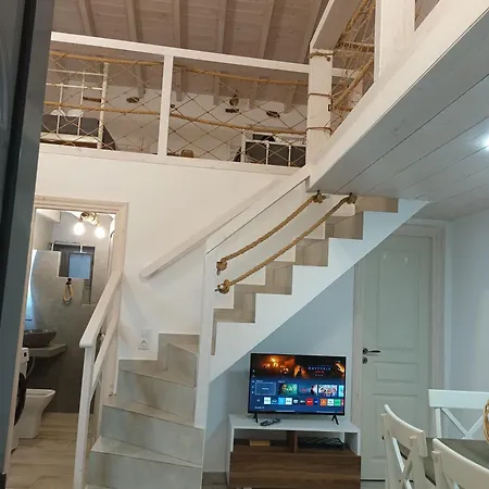 Annousio 's House