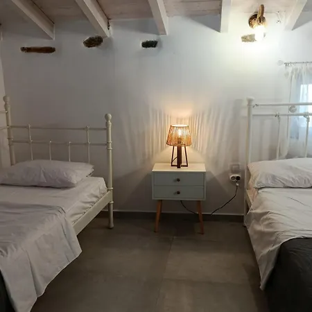 Annousio 's House Holiday home Dhriopis